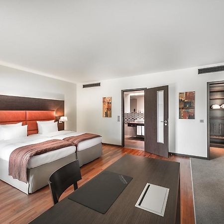 Aparthotel Am Golfclub Treudelberg ハンブルク エクステリア 写真