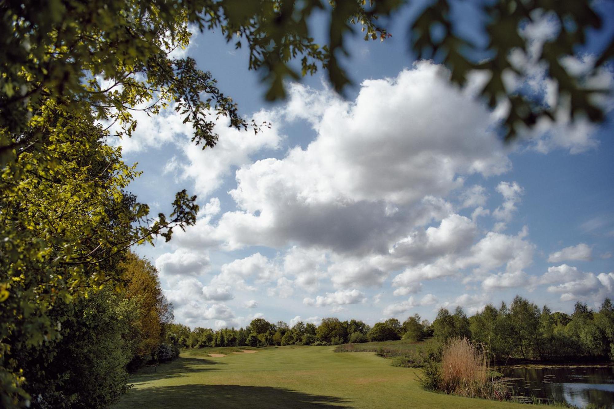 Aparthotel Am Golfclub Treudelberg ハンブルク エクステリア 写真