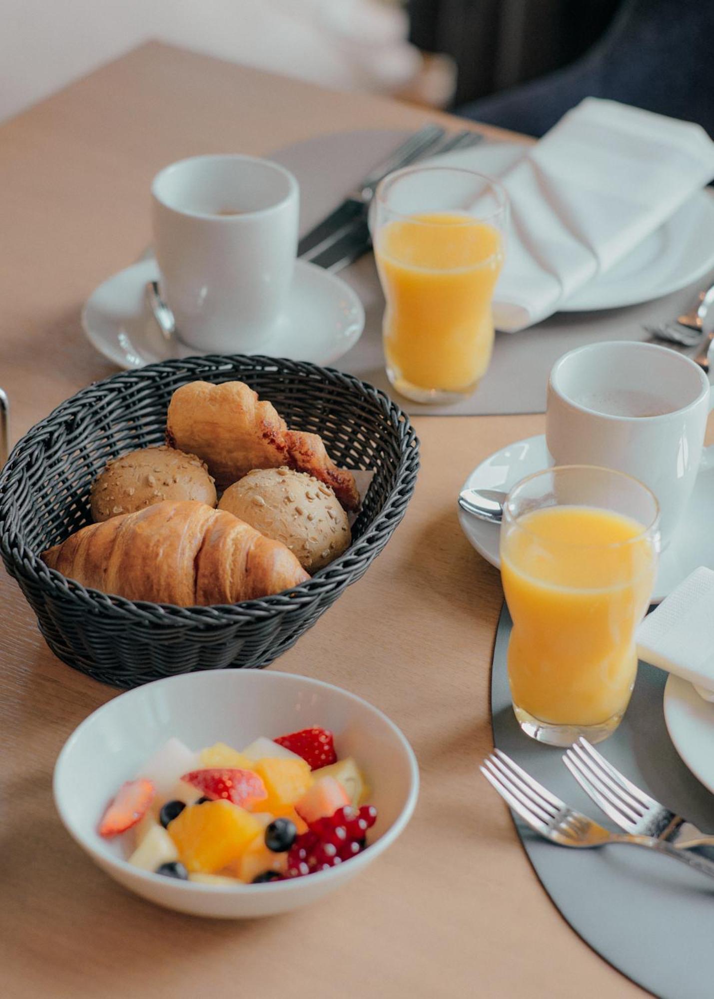 Aparthotel Am Golfclub Treudelberg ハンブルク エクステリア 写真