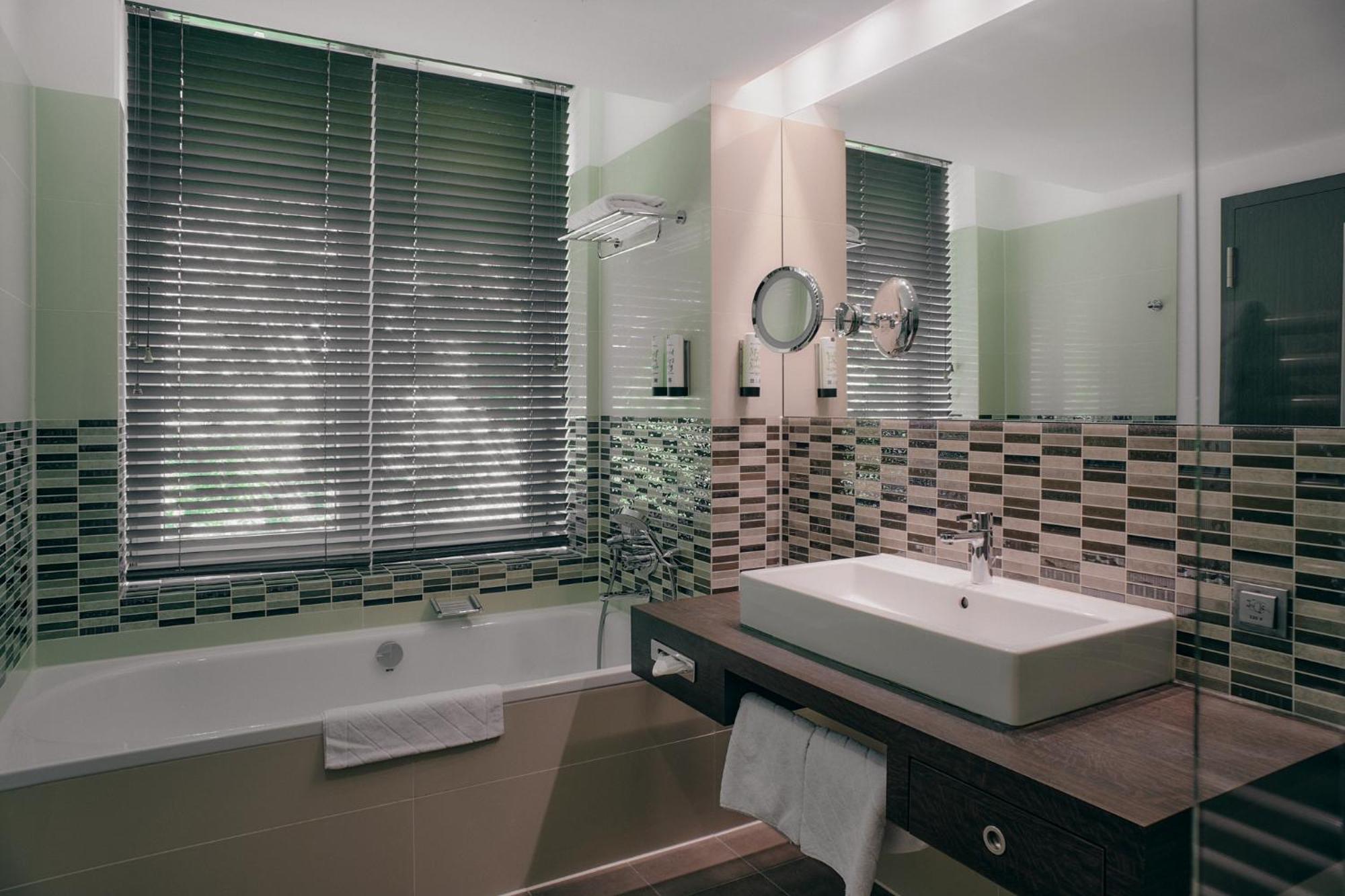 Aparthotel Am Golfclub Treudelberg ハンブルク エクステリア 写真