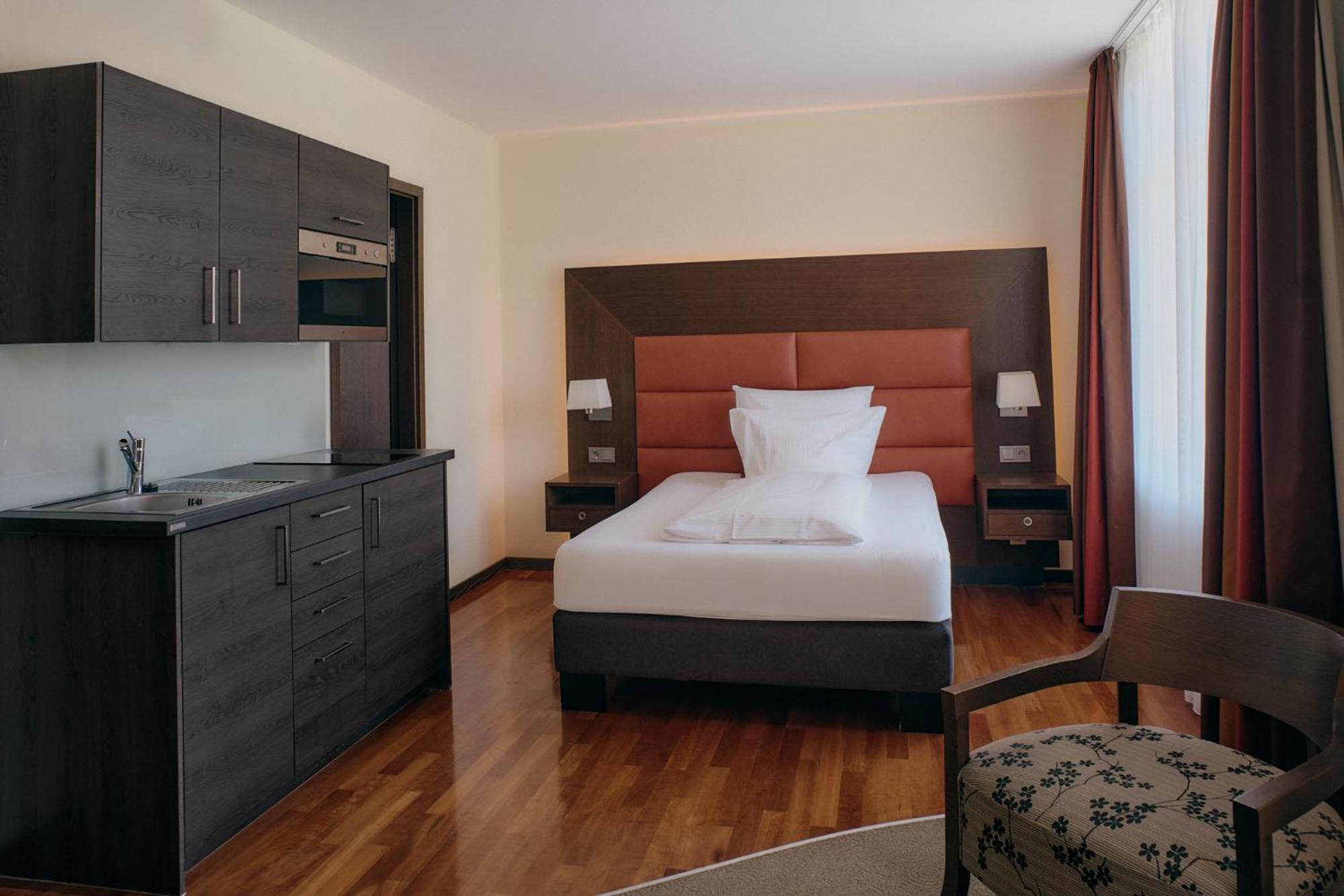 Aparthotel Am Golfclub Treudelberg ハンブルク エクステリア 写真