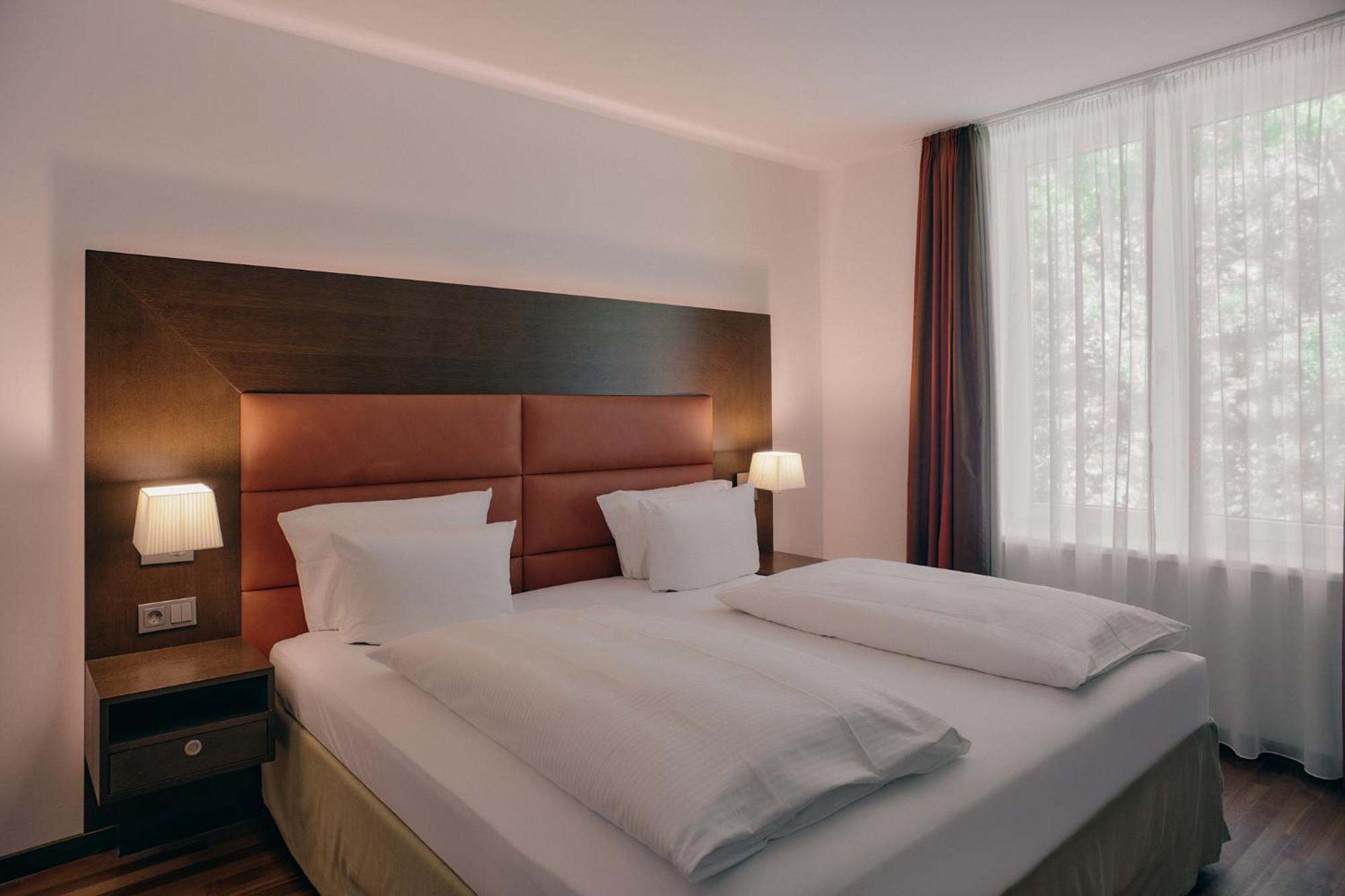 Aparthotel Am Golfclub Treudelberg ハンブルク エクステリア 写真